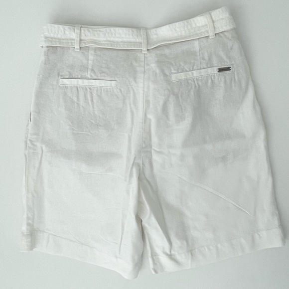 Iris V Arnim White Linen Viscose Shorts Size 36 $495 - Picture 2 of 8